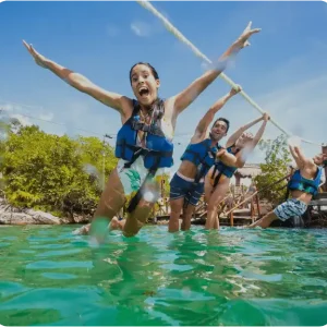 Tour en Catamarán a Isla mujeres Full Experience